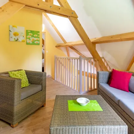Comfortable With Swimming Pool Holiday home Lacapelle-Marival