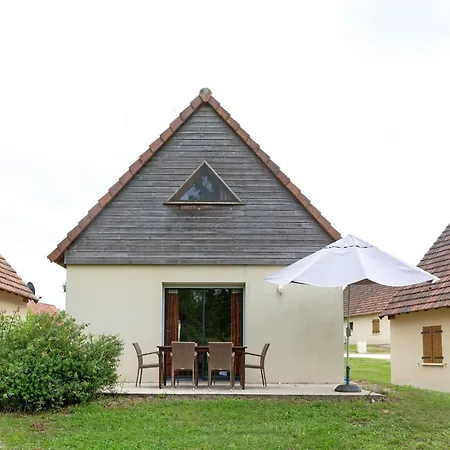 Dom wakacyjny Cozy Retreat With Shared Pool Lacapelle-Marival