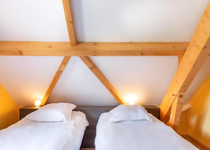 Cozy Retreat With Shared Pool * Lacapelle-Marival