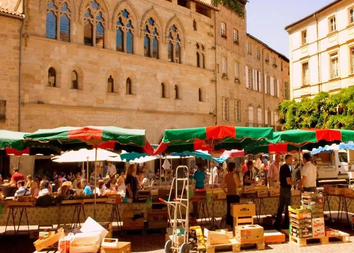 Cozy Retreat With Shared Pool Ferienhaus *