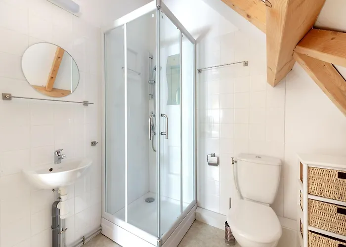 Ferienhaus Cozy Retreat With Shared Pool